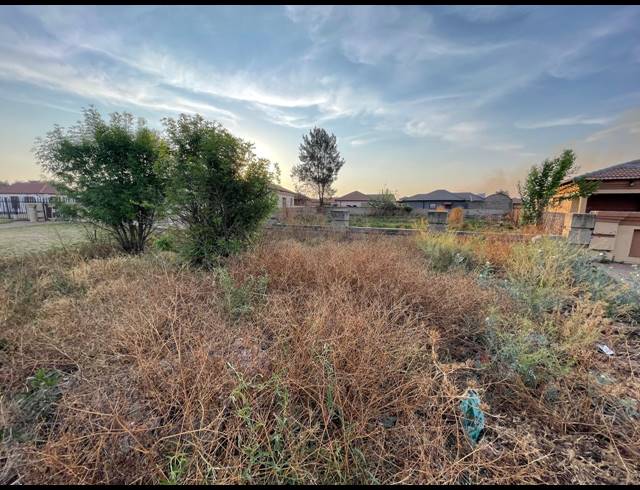 765M² VACANT LAND FOR SALE IN VANDERBIJLPARK CE 3